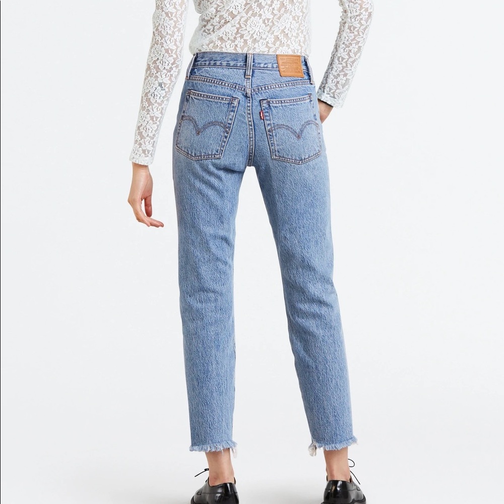 LEVIS WEDGIE JEANS